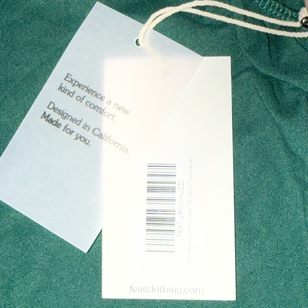 FEAT Hunter Green comfy crewneck NWT $68 MSRP - Picture 6 of 8